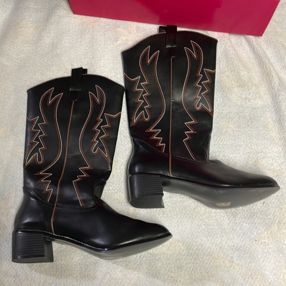 NIB Funtaisma Cowboy 100 M women’s sz 10-11 boots - Picture 4 of 14